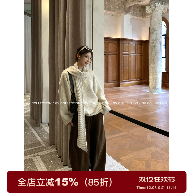 带围巾立领羊毛毛衣两件套