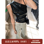 GV大白哥 未来时髦感 斜肩皮质褶皱pu背心舒适感附层透气上衣女