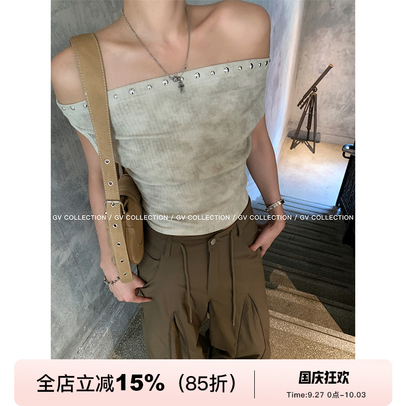 重工铆钉一字肩收腰上衣