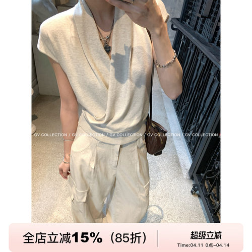 交叉V领荡领收腰针织短袖上衣