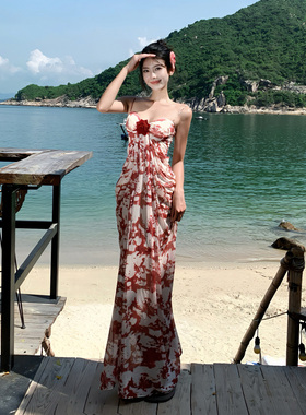 海边沙滩裙海岛拍照印花吊带度假连衣裙长裙高腰显瘦绝美2025新款