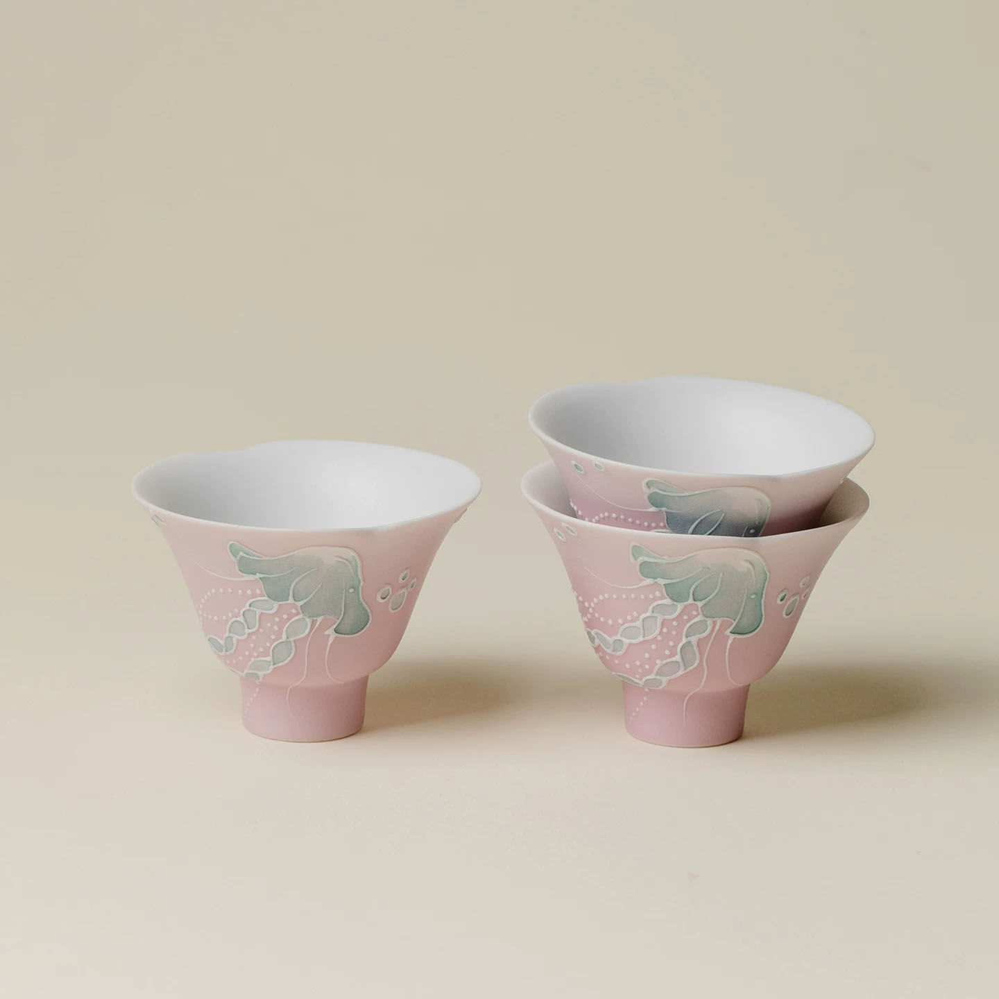 手绘水母陶瓷创意功夫茶杯