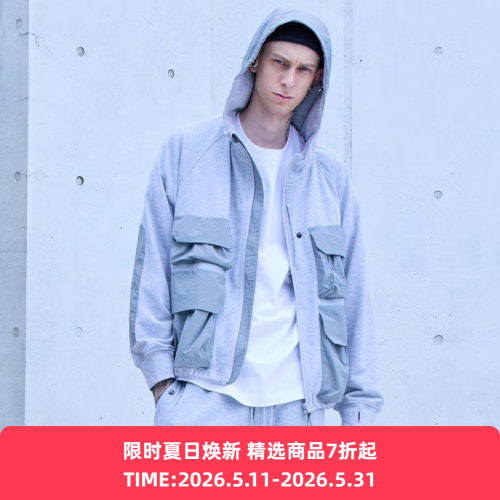 WFELD Full-zip Mountain Hoodie 内置充气颈枕功能性连帽夹克