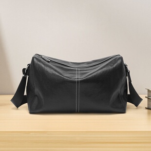 男士 2026新款 斜挎包简约休闲横款 真皮男包头层牛皮大容量男式 新款