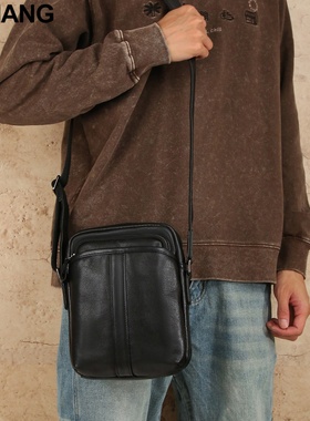 秋冬跨境热销男士斜挎包通勤休闲单肩包商务出行便携男包多功能