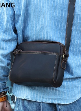 秋冬跨境复古邮差包疯马皮男士斜挎包运动通勤男包真皮感单肩包