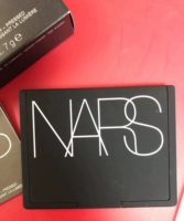 Chính hãng Nass NARS bột nude nhẹ bột lỏng 7g set dầu trang điểm kiểm soát lâu trôi trang điểm nude rõ ràng quần áo với phồng - Bột nén phấn sempre