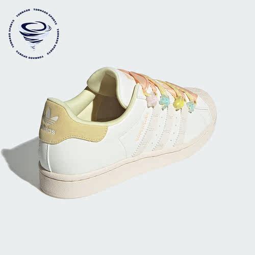 阿迪达斯女士经典贝壳头板鞋