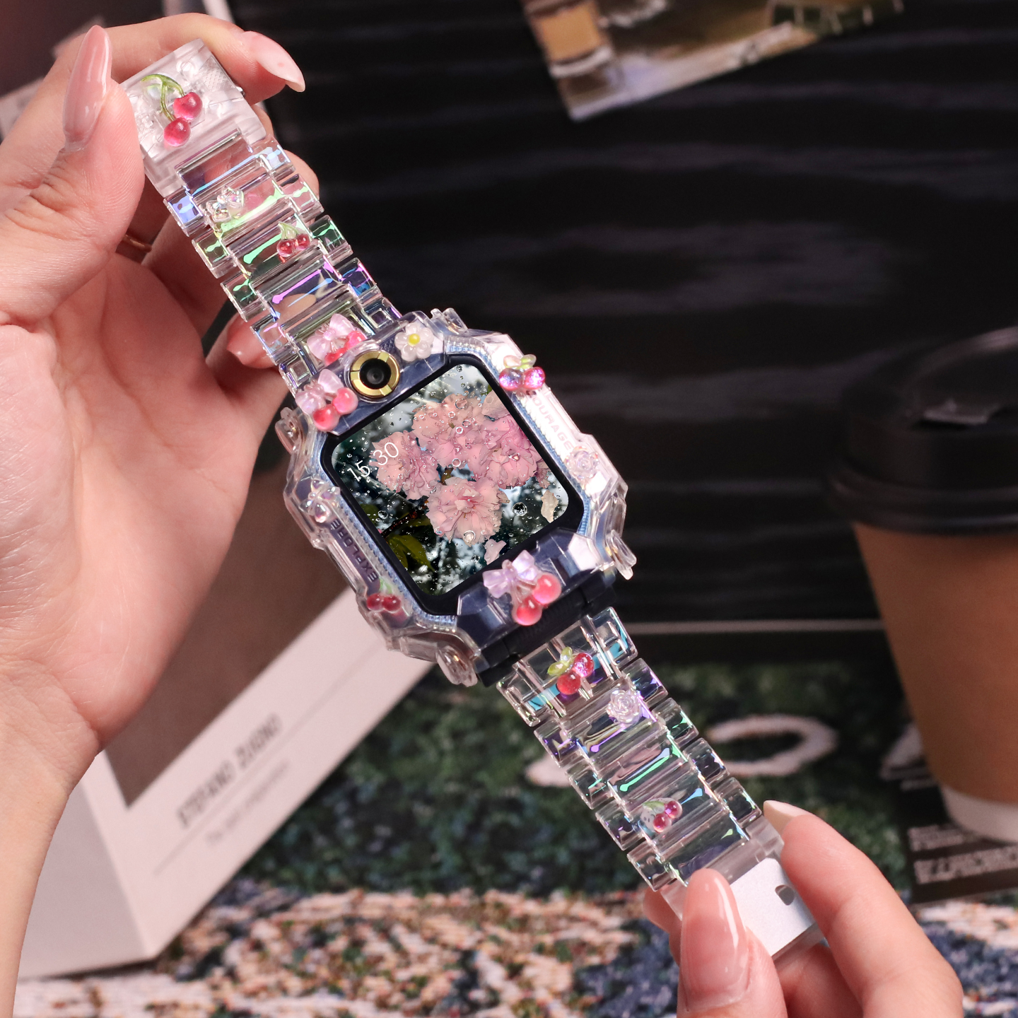 适用小天才儿童手表Q2a表带Z6pro磁吸闪扣Z12/Z11/Z10/Z9pro腕带Z6A卡通保护壳Z7/Q1A/Q2A/D2A男女Z9a替换带
