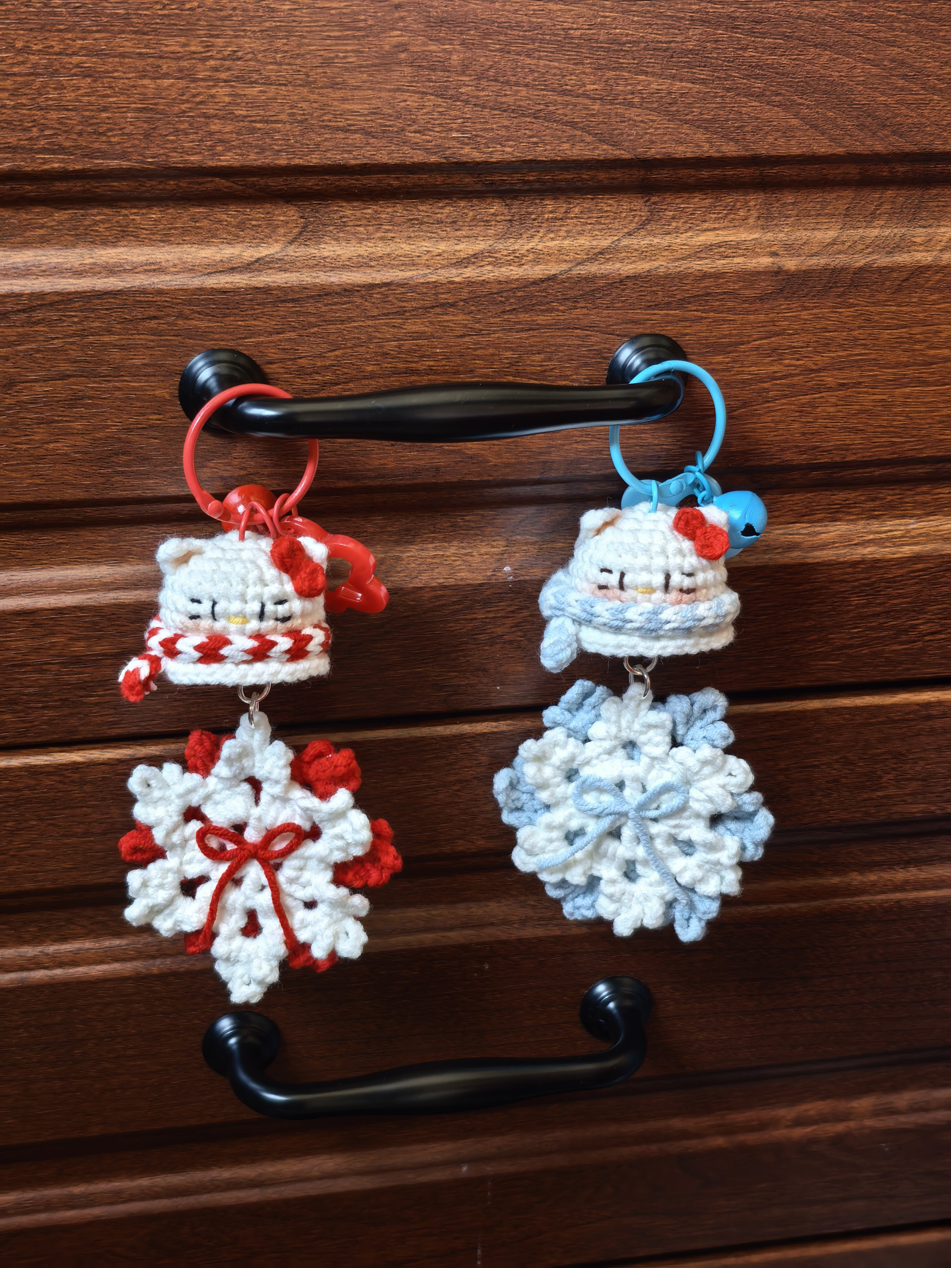 [成品]手工钩织毛线kitty雪花钥匙扣圣诞挂件玩偶送对象朋友礼物,服饰配件/皮带/帽子/围巾,DIY编织材料包,淘宝优惠券,粉丝福利购,淘宝优惠卷