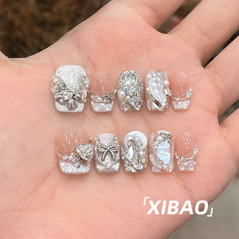 重工穿戴甲轻奢高级感夏天短款穿戴美甲2025新款手工法式指甲贴片