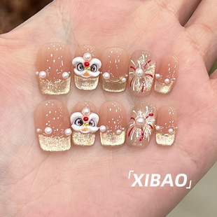 醒狮穿戴甲2025新款高级感法式烟花穿戴美甲精致短款猫眼指甲贴片