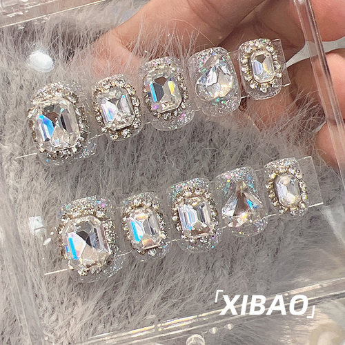 短款穿戴甲2025新款手工精致显白美甲高级感重工爆款春日指甲贴片