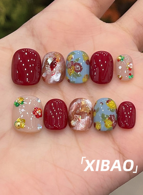 红色穿戴甲2025新款高级感气质显白穿戴美甲短款手工爆款指甲贴片