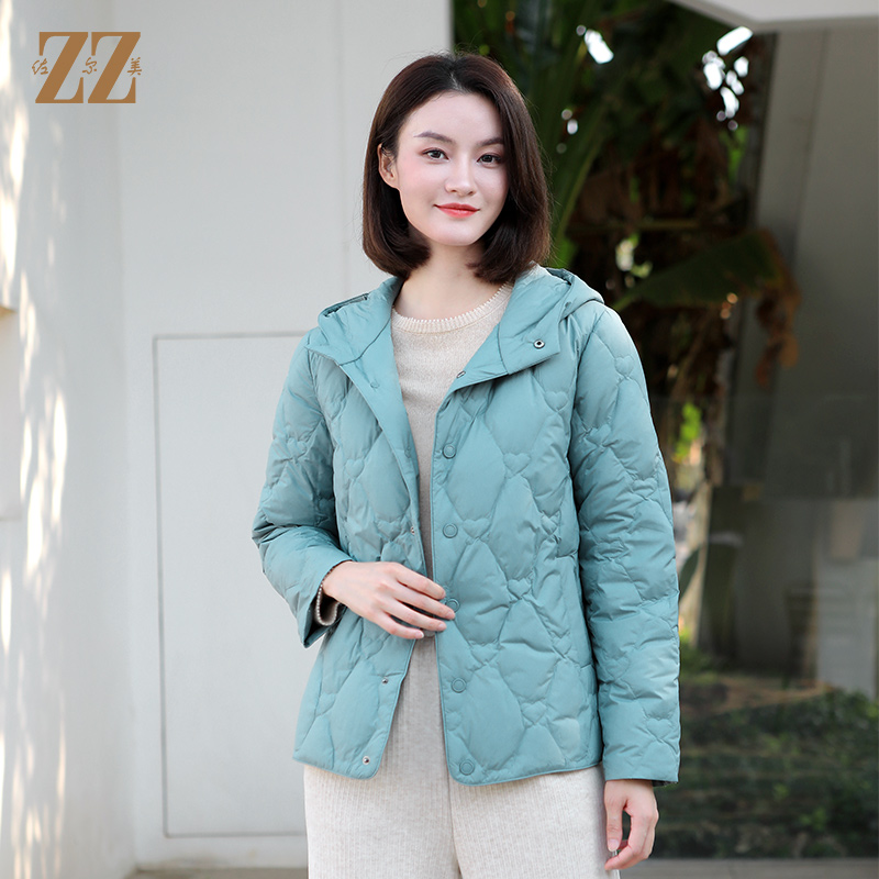 佐尔美菱形格短款连帽羽绒服