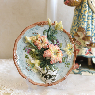 方亚百合花陶瓷挂盘装 饰品家居饰品 饰盘挂盘电视柜玄关摆饰新房装