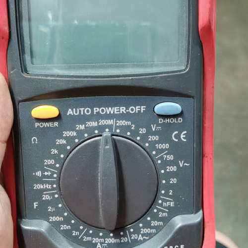 议价-UT56万用表4位半，手动档万用表，功能基本正常，当配件出。