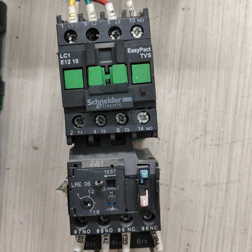 议价-施耐德交流接触器LC1E1210，带热继电器LRE06N。功