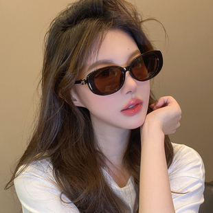 G家新款椭圆偏光太阳眼镜高级感百搭黑框墨镜偏光可配近视带度数