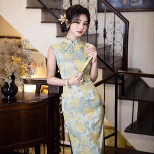 苏瑾旗袍仿宋无袖旗袍国风新款春夏长款锦灰黄色旗袍2026印花立领