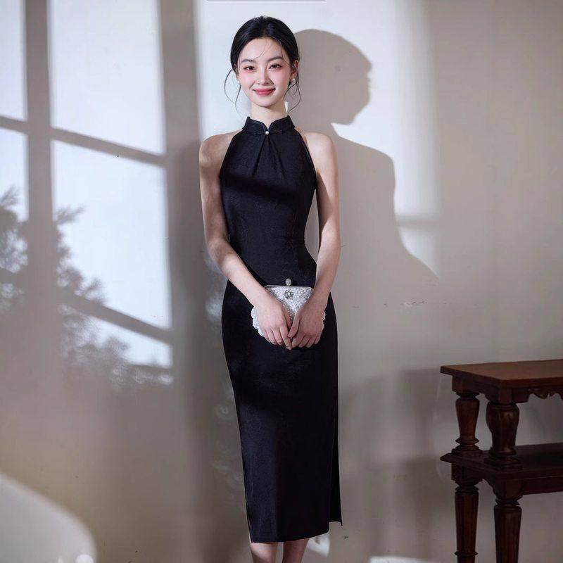 曼玉高级感改良旗袍新中式敬酒服平时晨袍订婚可穿连衣裙新娘女红