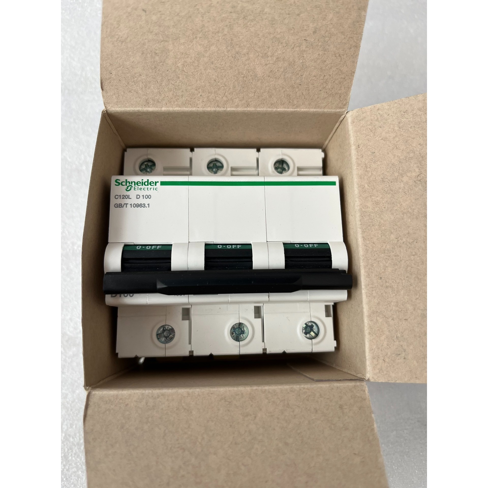 (议价)施耐德 C120L 3P D100 空气开关 A9N1985询价