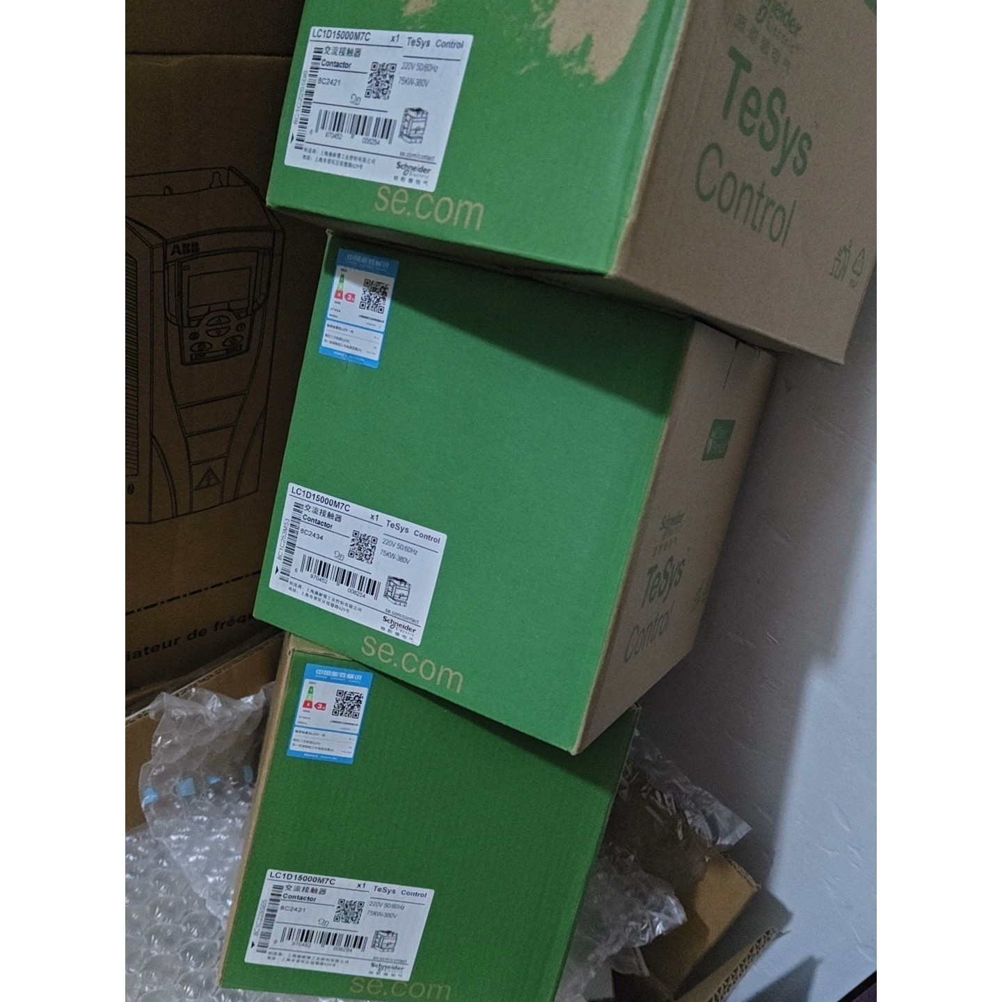 (议价)施耐德接触器LC1D15000M7C    AC220V全新询价