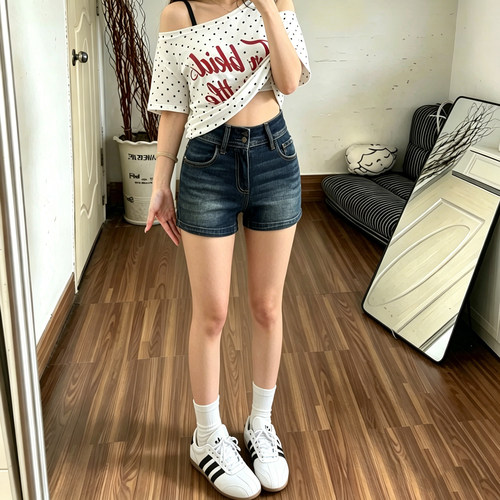 美式辣妹低腰丰胯牛仔短裤女