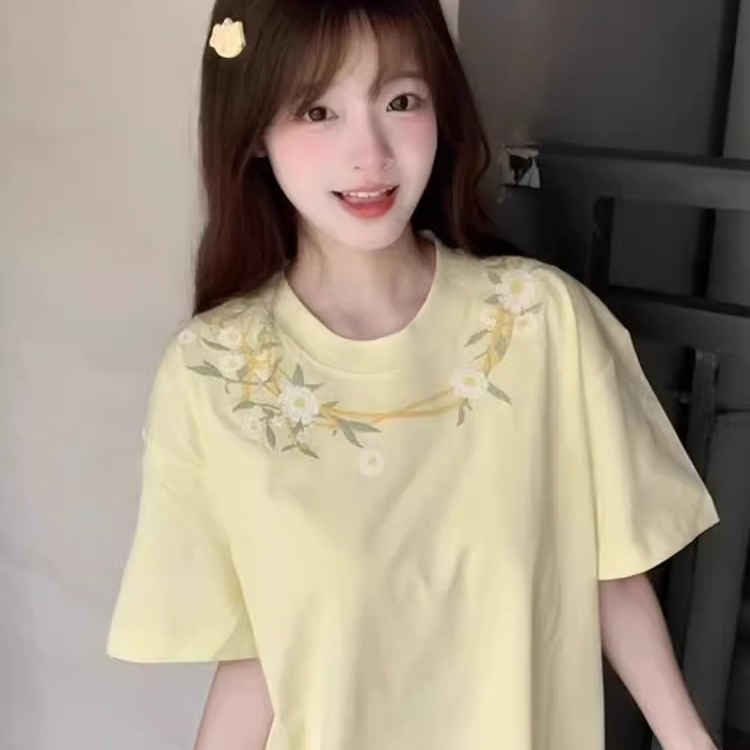 美式花卉刺绣奶黄色短袖正肩