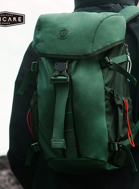 UNICARE复古双肩背包防水大容量 户外旅行登山运动轻便装备 2025
