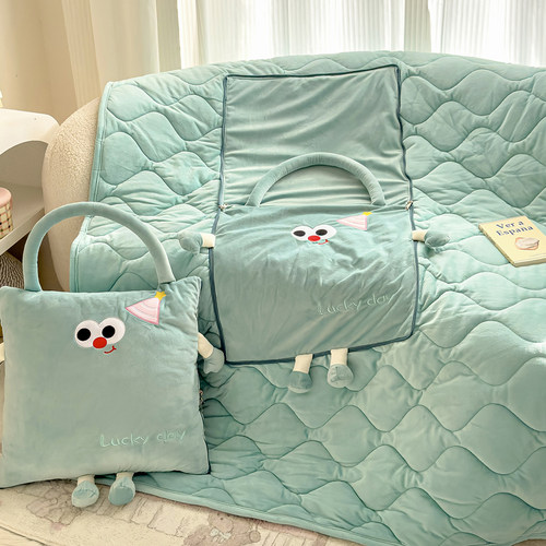 加厚绒卡通抱枕被子两用