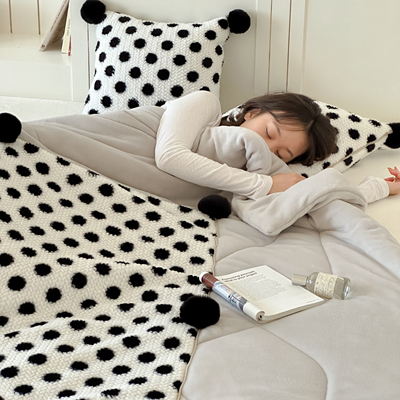 冬季加厚抱枕被子两用