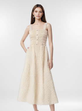 CBCB夏季原创设计师蝴蝶扣米色进口褶皱提花面料长款吊带连衣裙