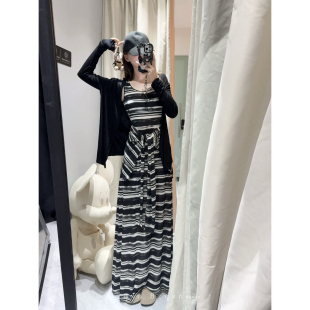 连衣裙秋季 暴走高仙女高个子超长松弛美式 假两件条纹绑带撞色长款