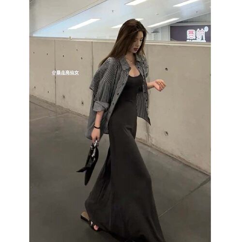 春季吊带长裙修身显瘦