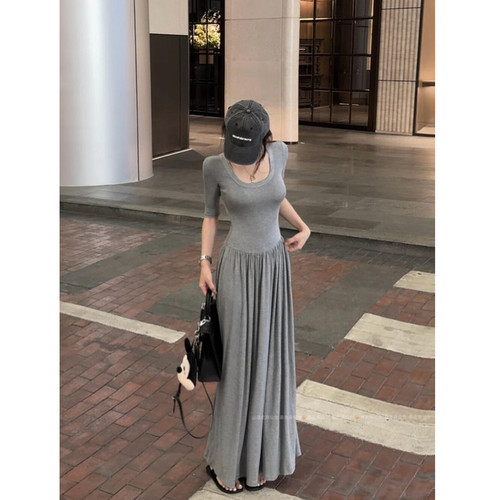 暴走高仙女175高个子加长版灰色u领短袖T恤连衣裙女夏修身收腰裙