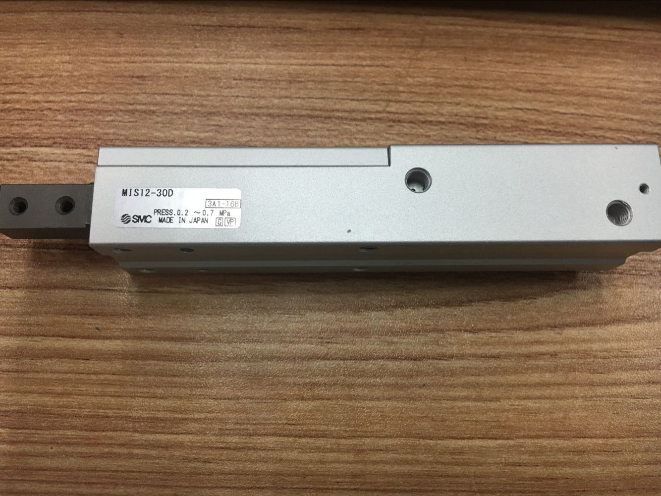 全新原装正品SMC挡料气缸   MIS12-30D/10D  MIS8-10D1/10D2现货