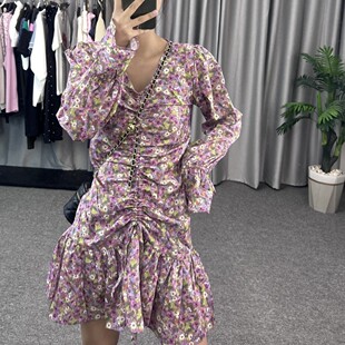 洋气新店法式浪漫~氛围感小众裙子优雅气质V领收腰显瘦碎花连衣裙