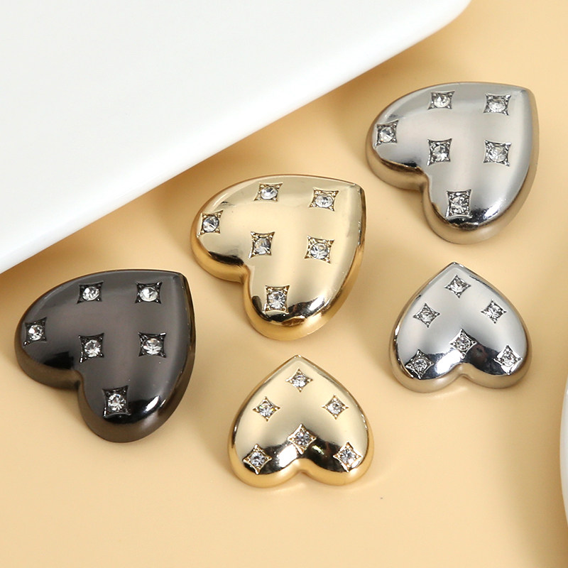 高档爱心纽扣大衣衣服毛衣配件