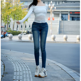 高腰牛仔裤铅笔裤常规款修身显瘦舒适弹力女士日常百搭长裤