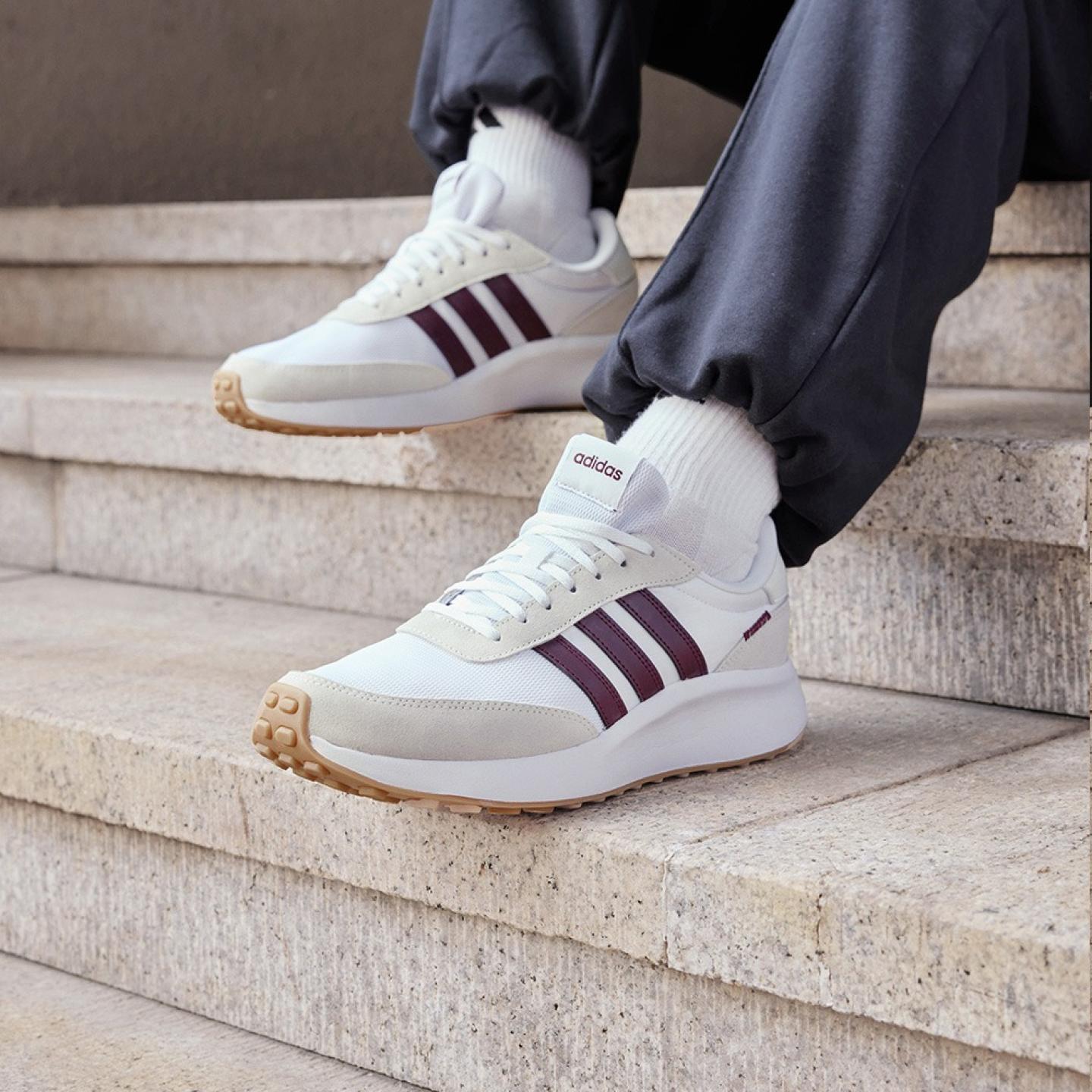 阿迪达斯运动男子休闲跑步鞋