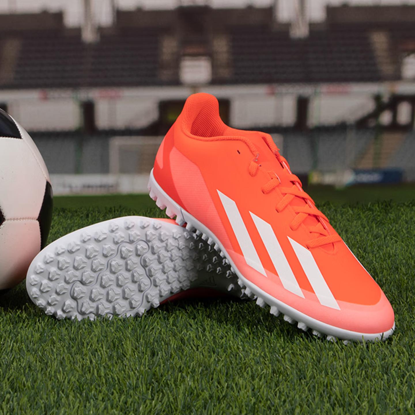 Adidas阿迪达斯足球鞋男2024新款橄榄球鞋TF钉训练鞋飞盘鞋IF0724