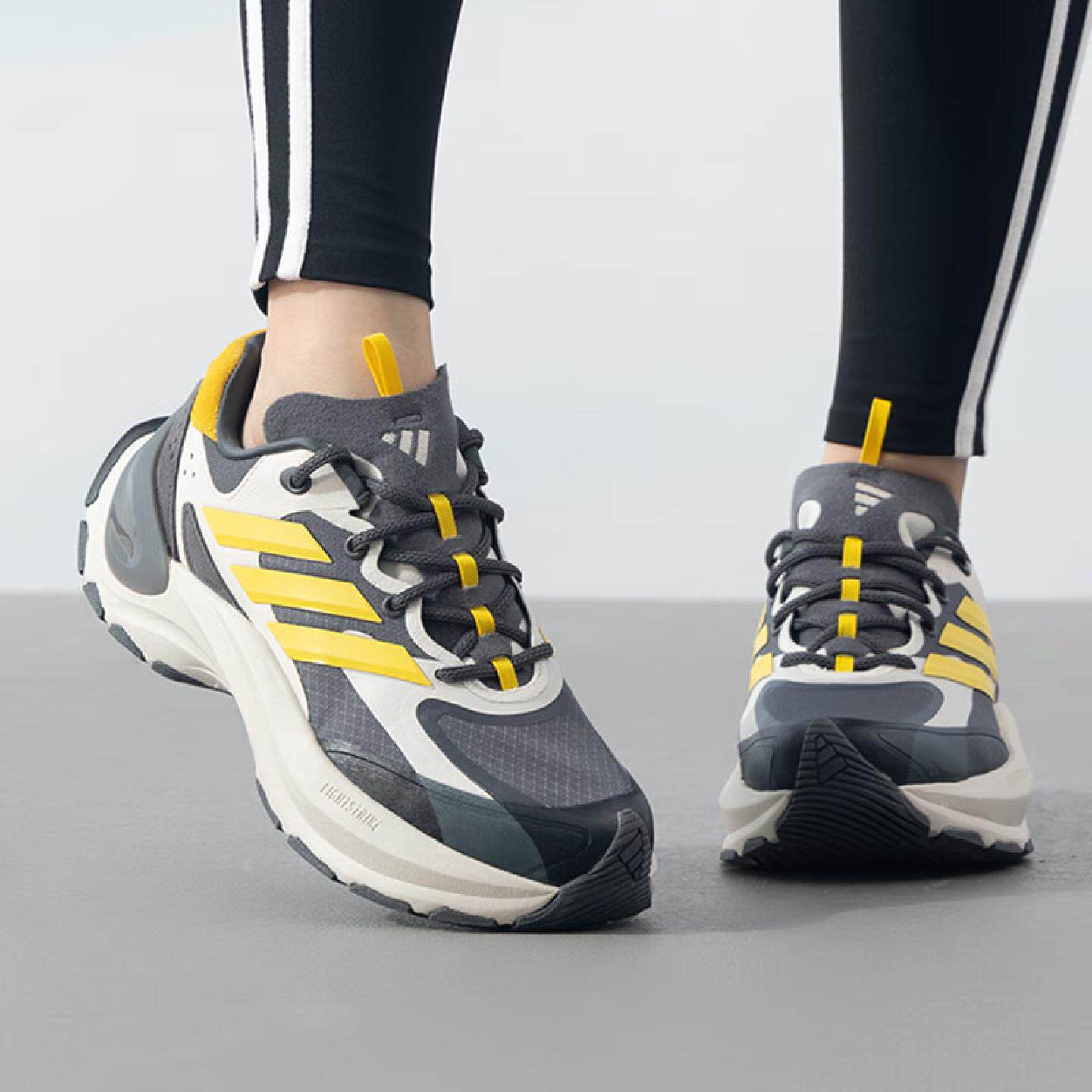 阿迪达斯男女鞋秋季新款