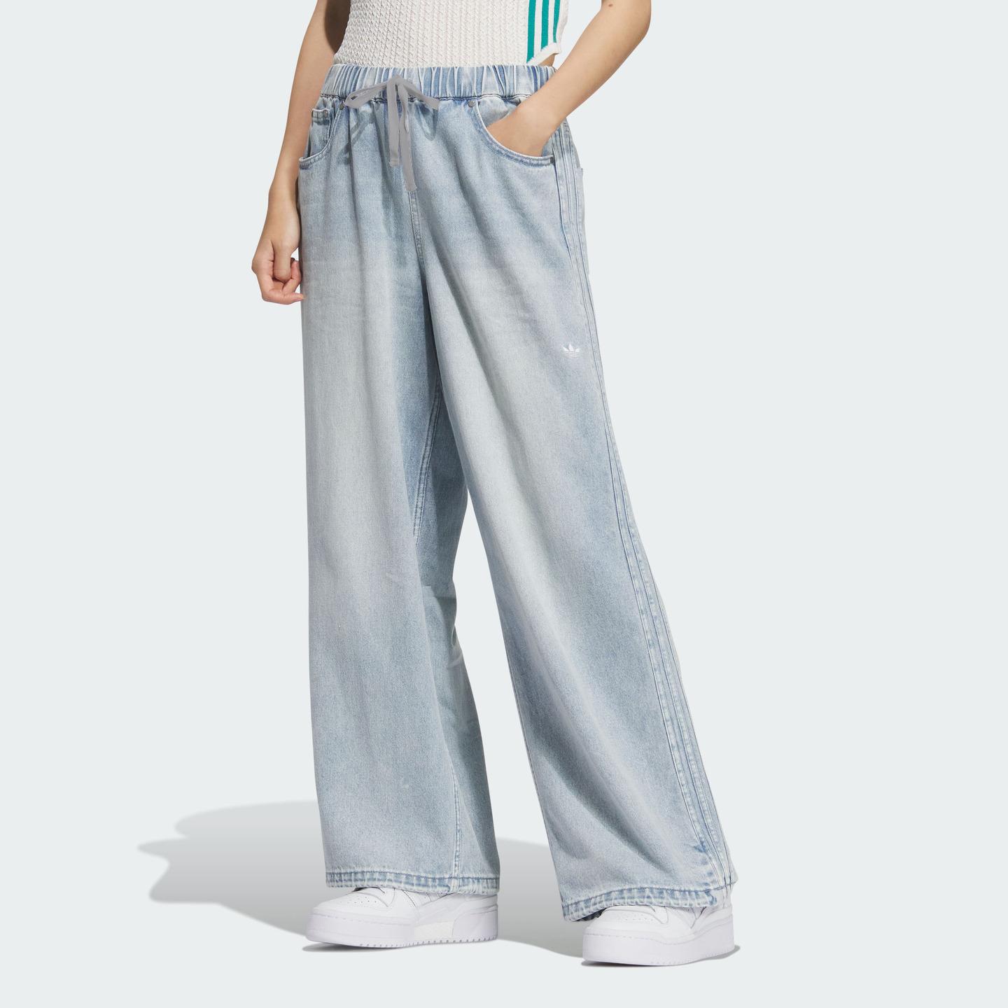 阿迪达斯三叶草秋女刺绣logo宽松可收口运动牛仔裤KC5837 KC5839