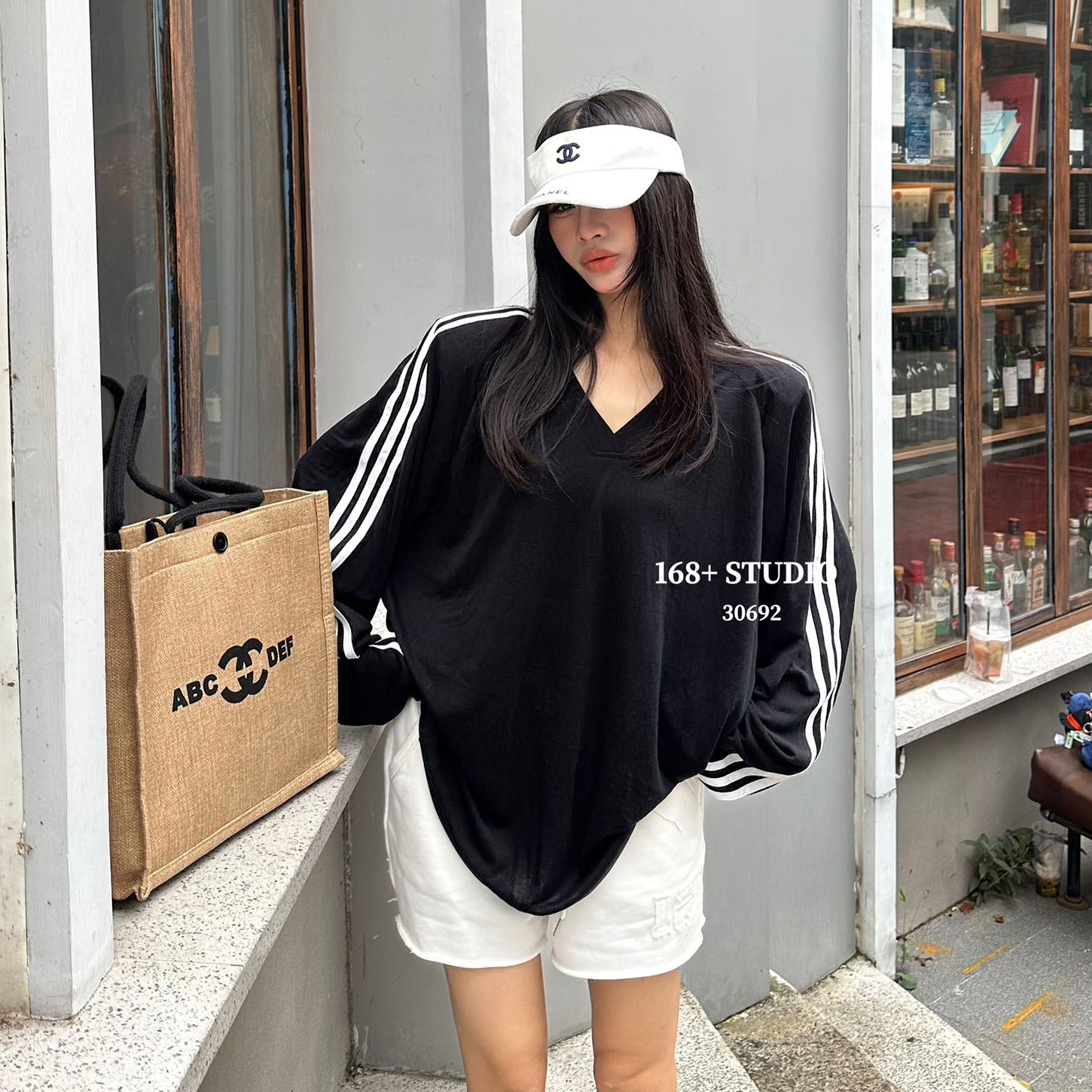 韩系v领三条杠长袖防晒T恤女oversize中长款显瘦黑色空调衫上衣