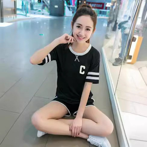 行快鱼女装夏季新款拼接印花短袖t恤热裤两件套休闲运动短裤套装