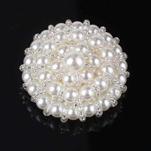 高档手工串珠珍珠白女披风皮草