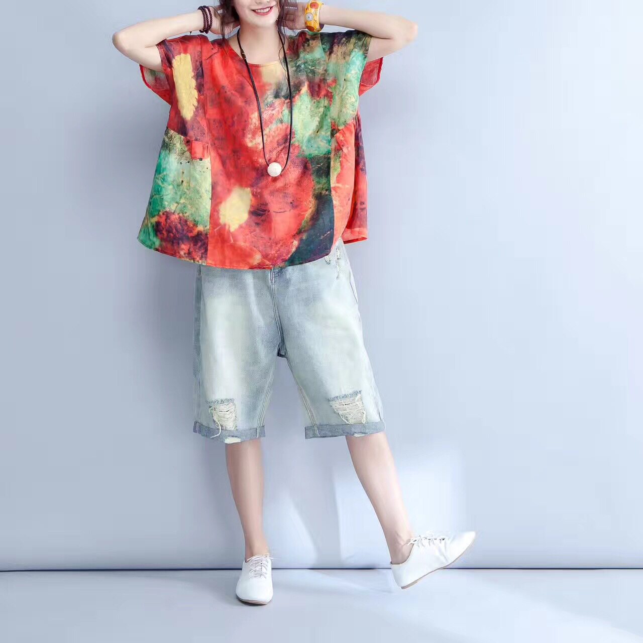 2018新款宽松休闲百搭圆领彩绘短袖上衣大码T恤女