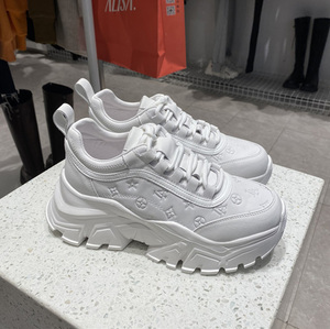 欧货厚底老爹鞋女2023秋新款真皮百搭白色增高超火显瘦休闲松糕鞋