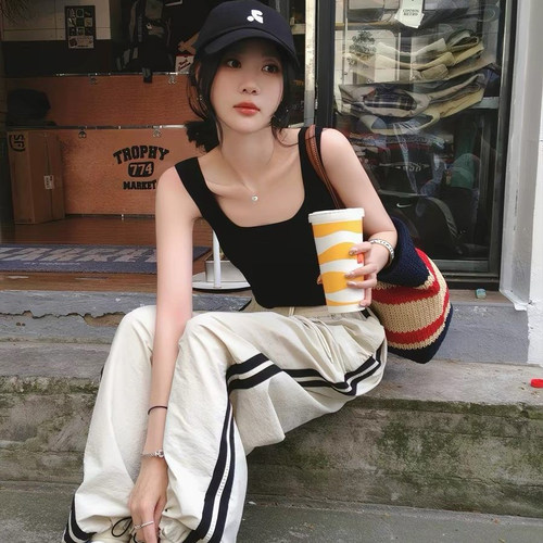 佐梦依侧条纹两穿运动裤